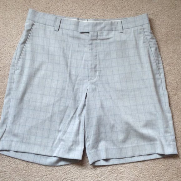Tiger Woods Collection Nike Golf Shorts 